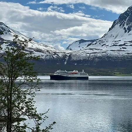 Tronderstua Nyaraló Tromsø